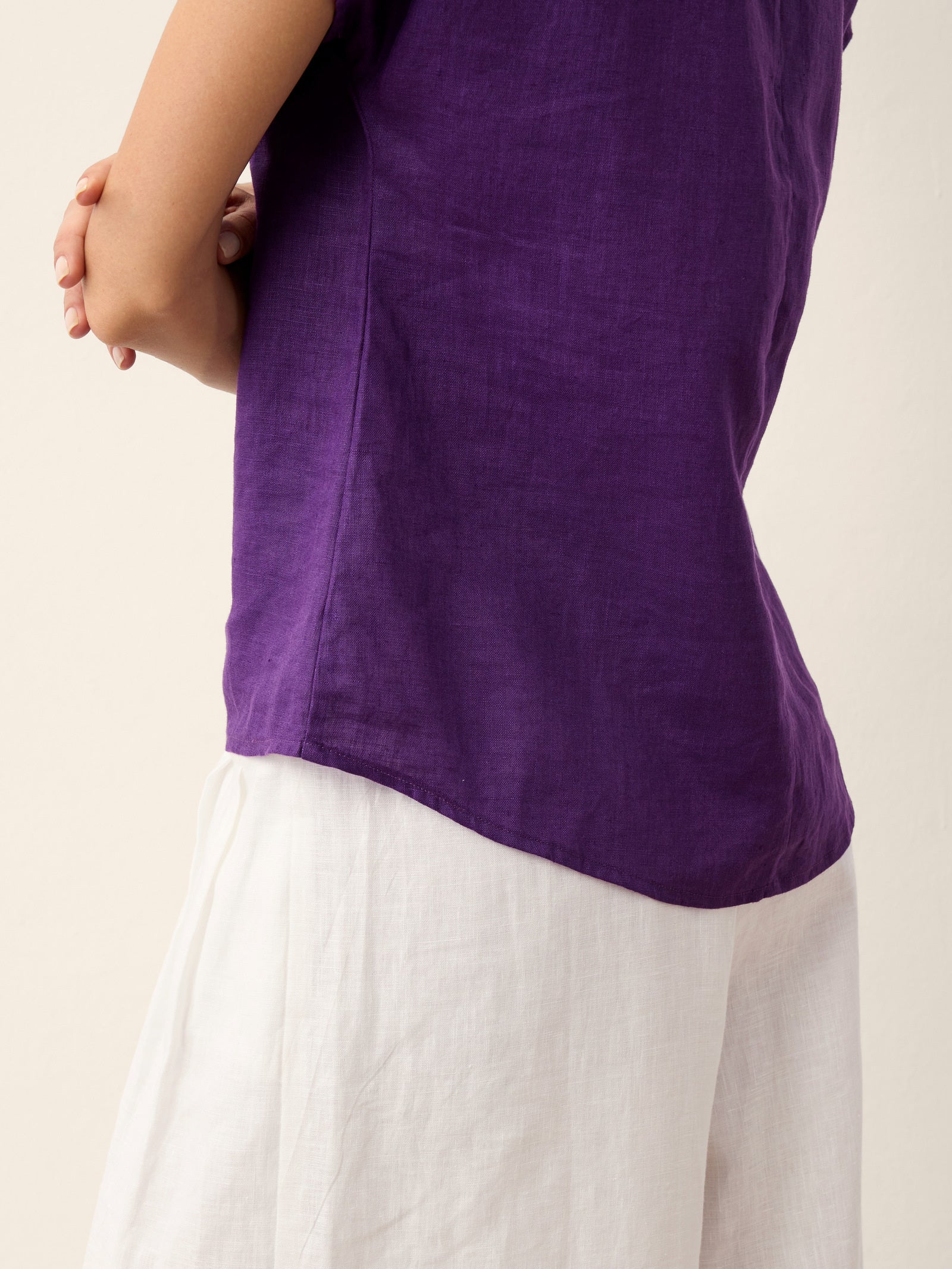 100% Linen Round Neck Button Detail Top ISABELLE by LINTICO