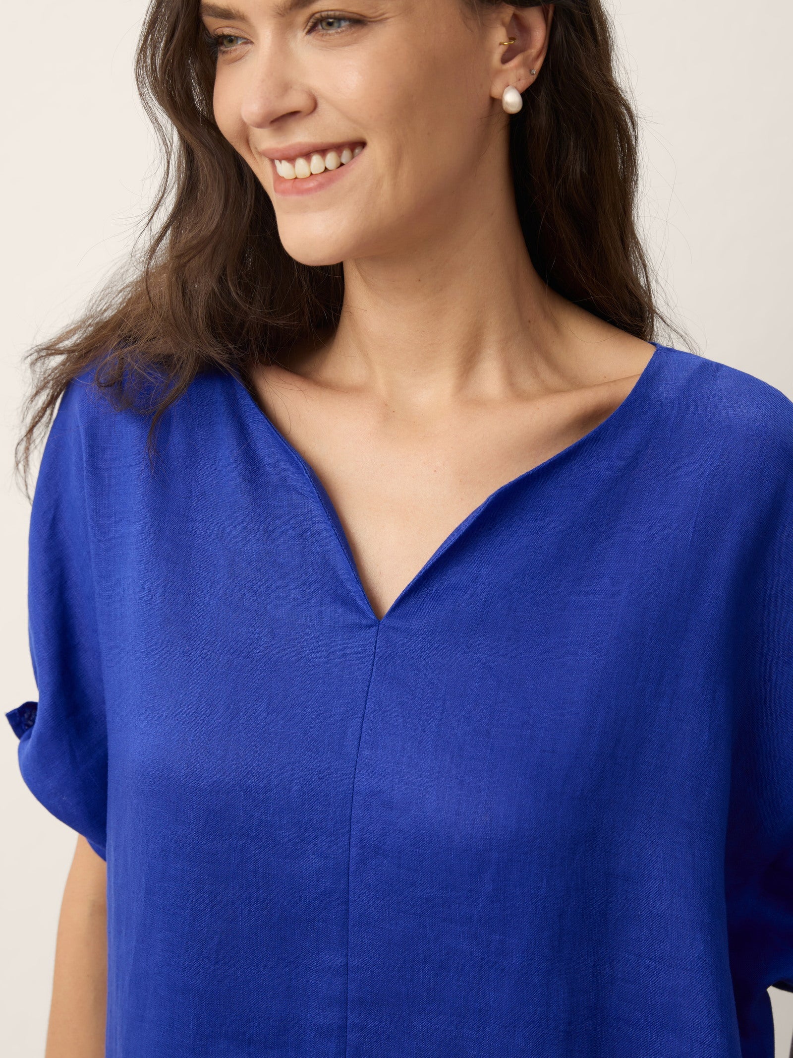 100% Linen Bow-Tie Cuff Split-Hem Midi Dress JESSAMINE by LINTICO