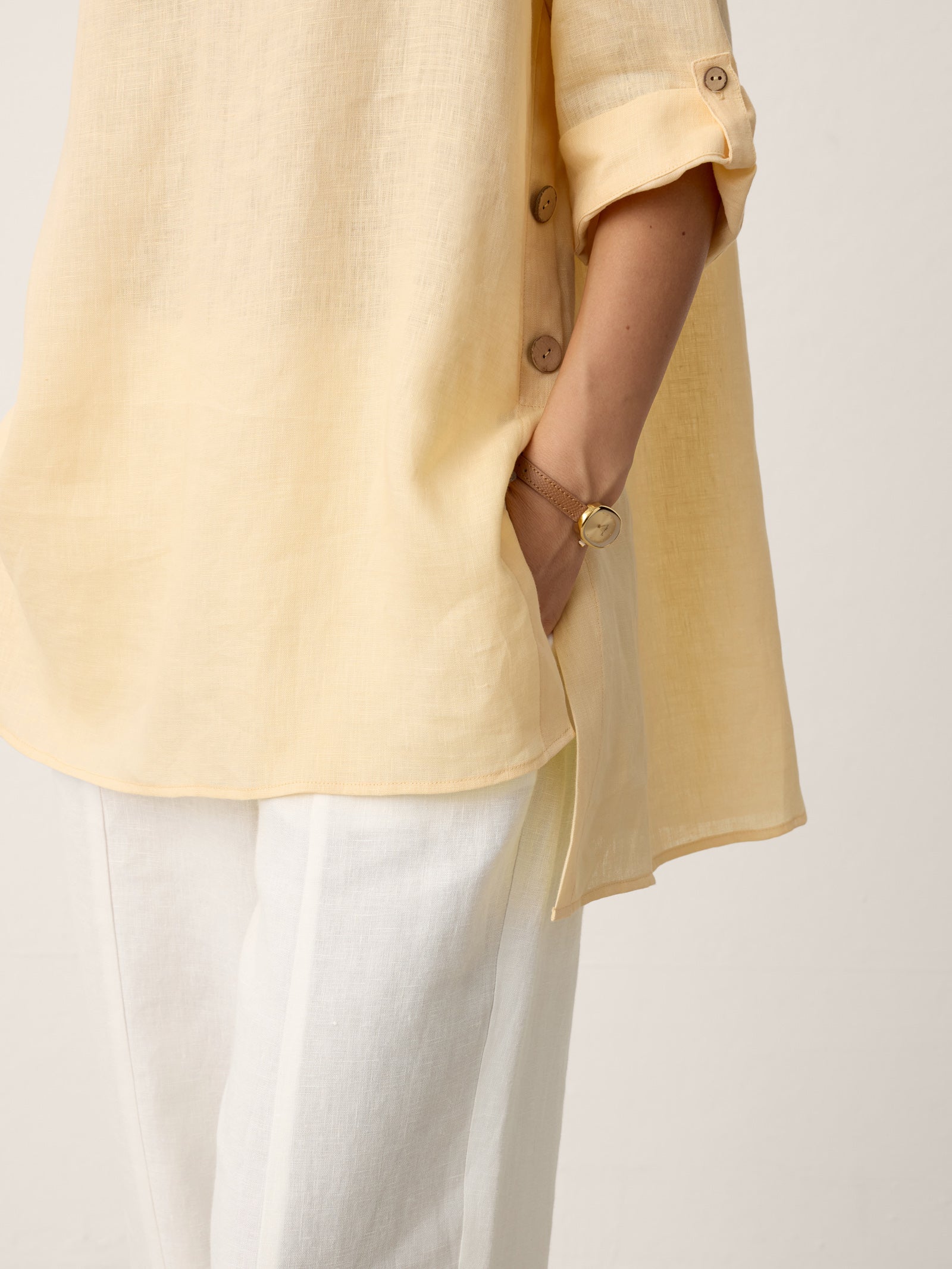 100% Linen Curved-Hem Oversized Top DAPHNEA by LINTICO