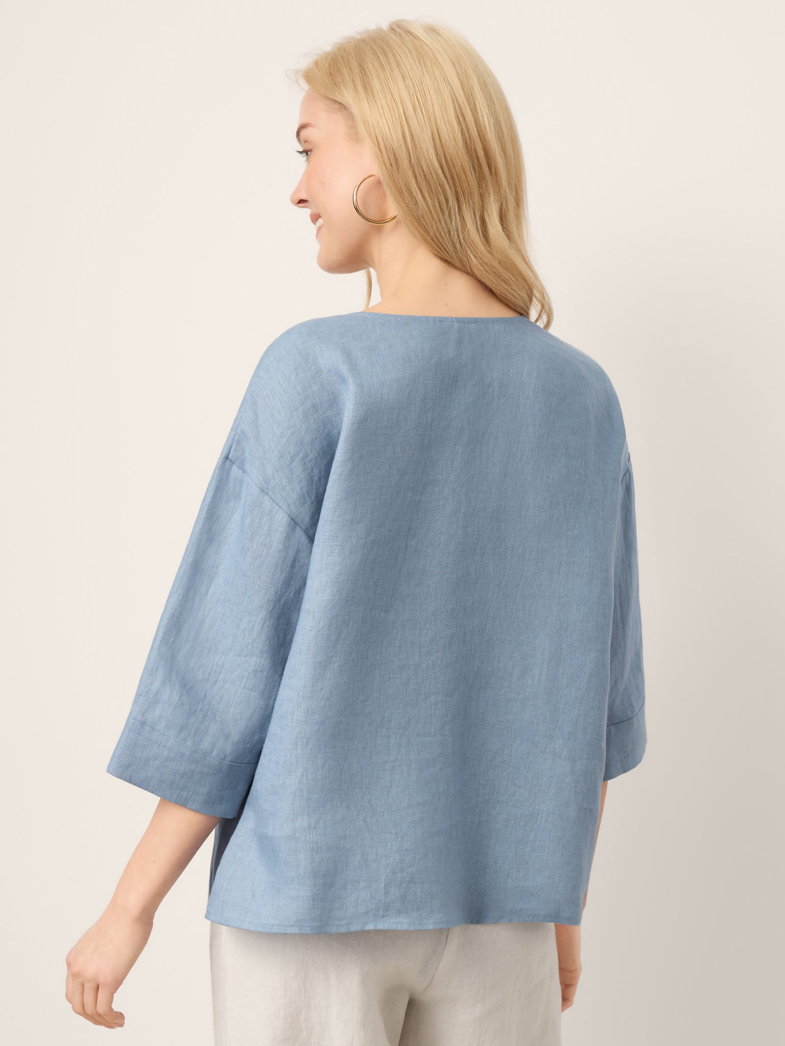 100% Linen Drop Shoulder V-Neck Statement Button Top LISARA by LINTICO