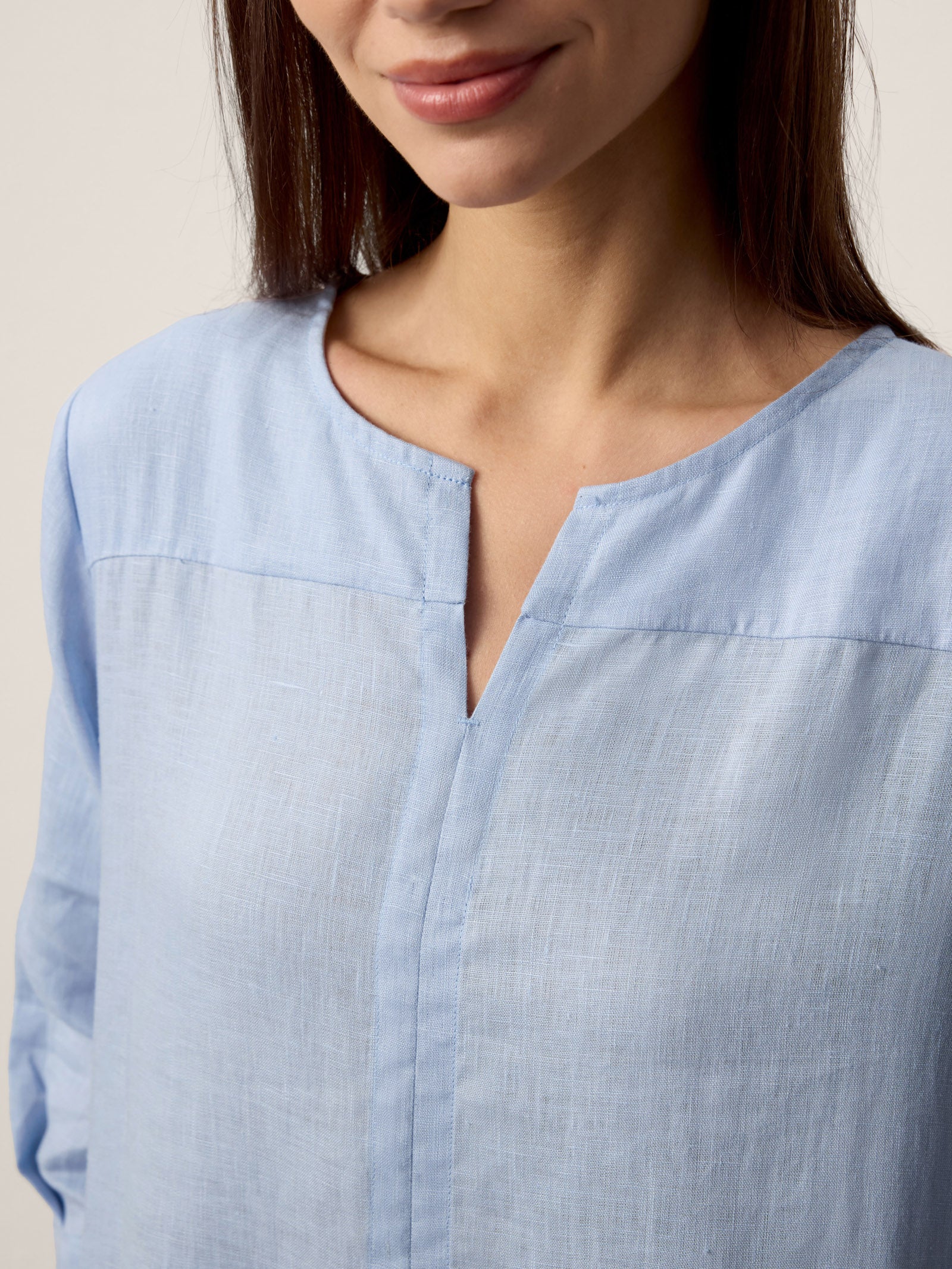 100% Linen Split-Neck Patch-Pocket Mini Dress KALINA by LINTICO