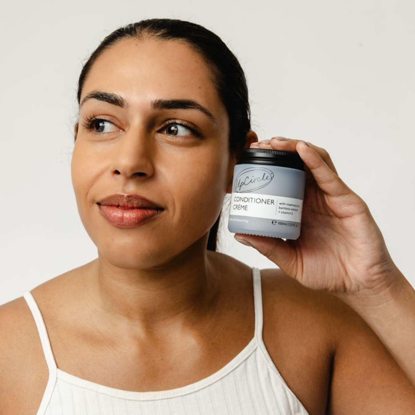 Shampoo Crème with Pink Berry Extract by UpCircle