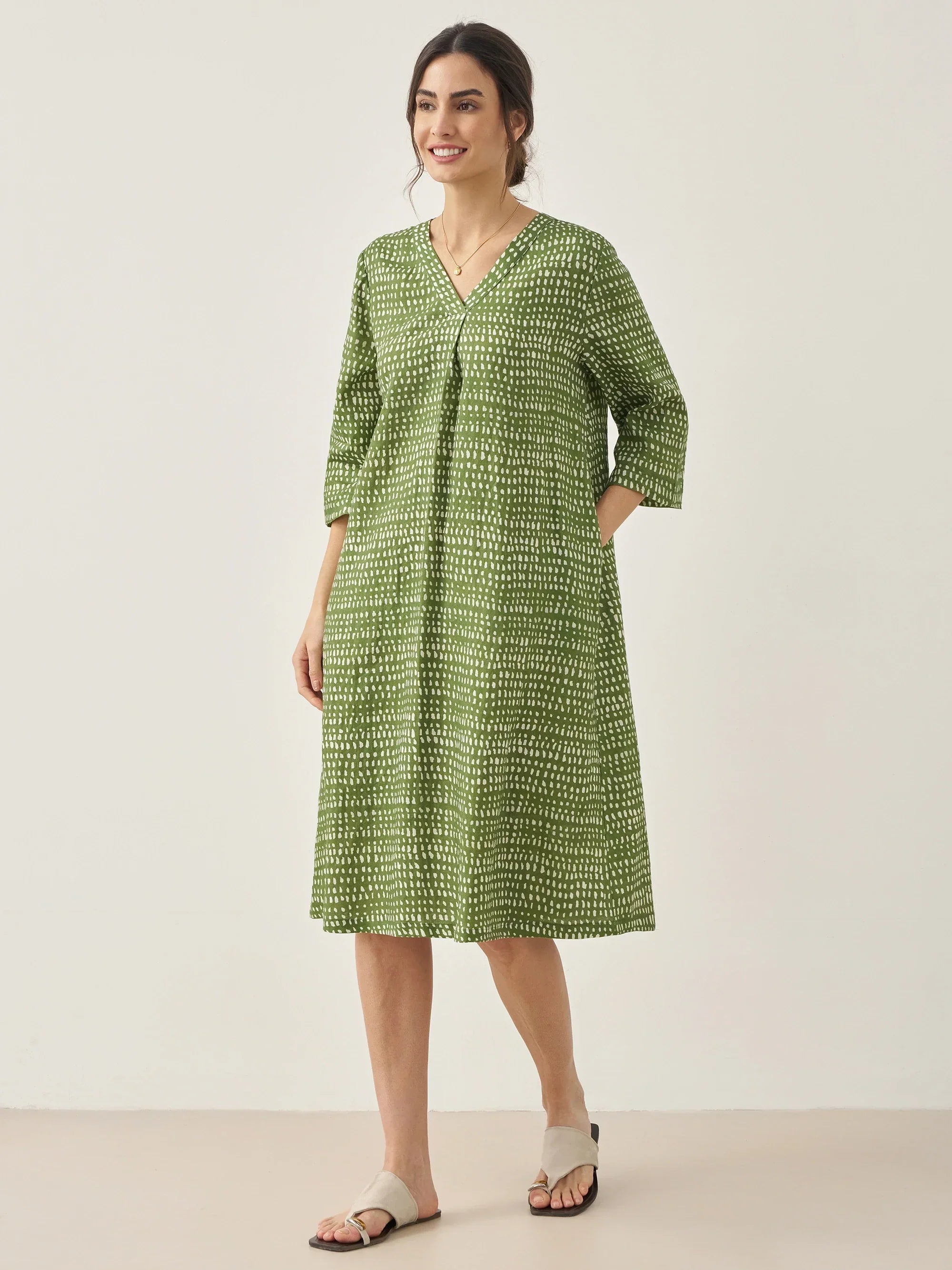 100% Linen V-Neck Dot Mini Dress LIRA by LINTICO