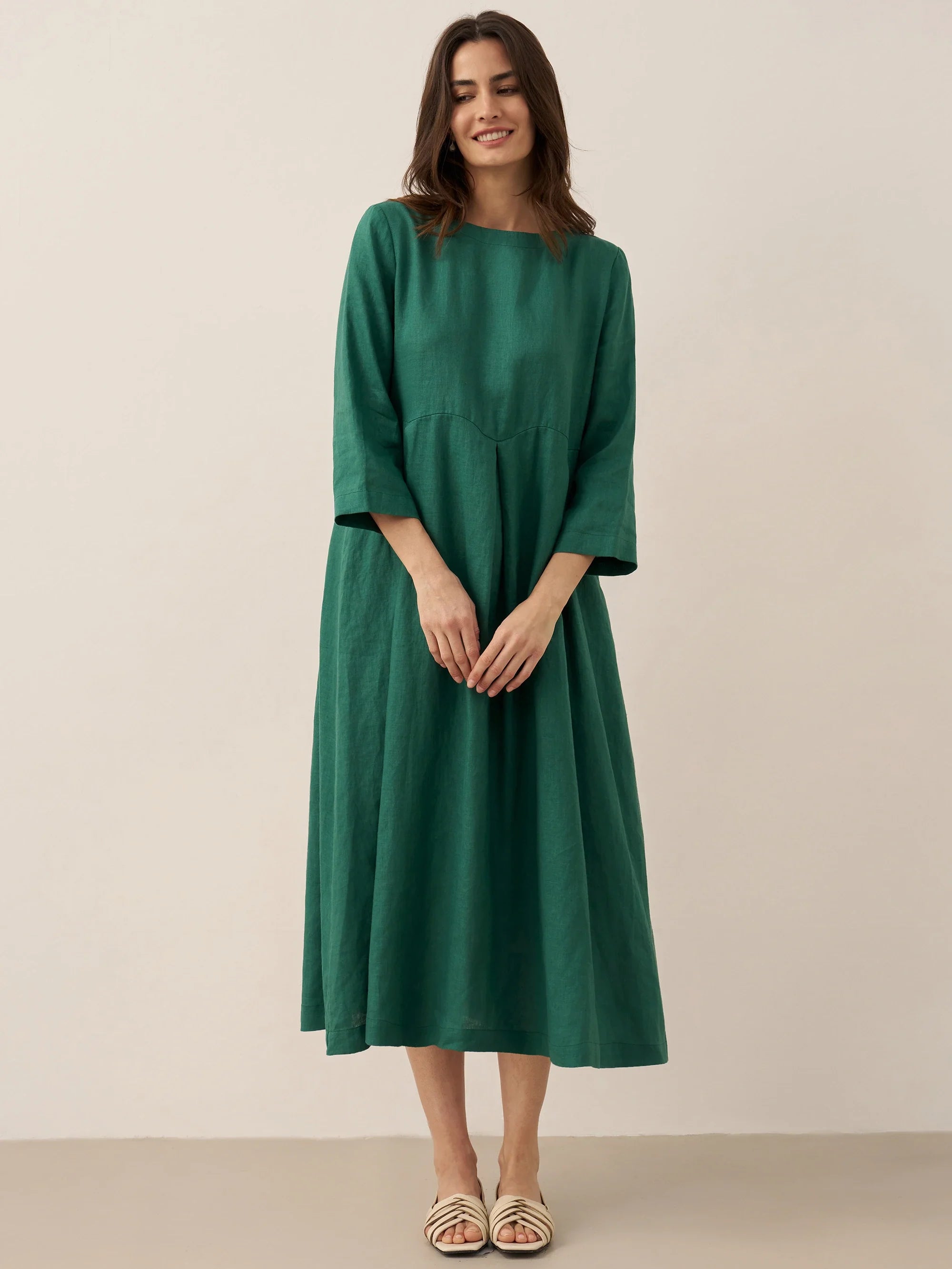 100% Linen Bateau Neck Pleated Midi Dress by LINTICO
