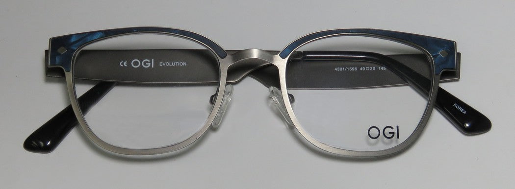 Ogi 4301 Eyeglasses by ModaFrames