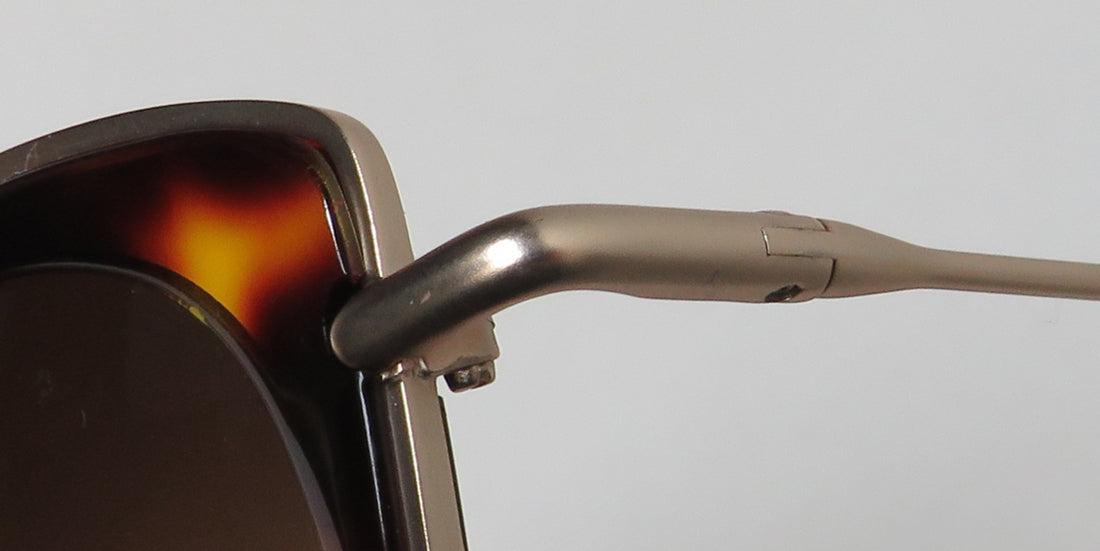 Isaac Mizrahi 30251 Sunglasses by ModaFrames