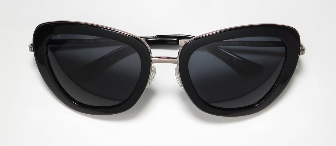 Isaac Mizrahi 30200 Sunglasses by ModaFrames