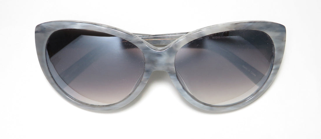 Isaac Mizrahi 30209 Sunglasses by ModaFrames