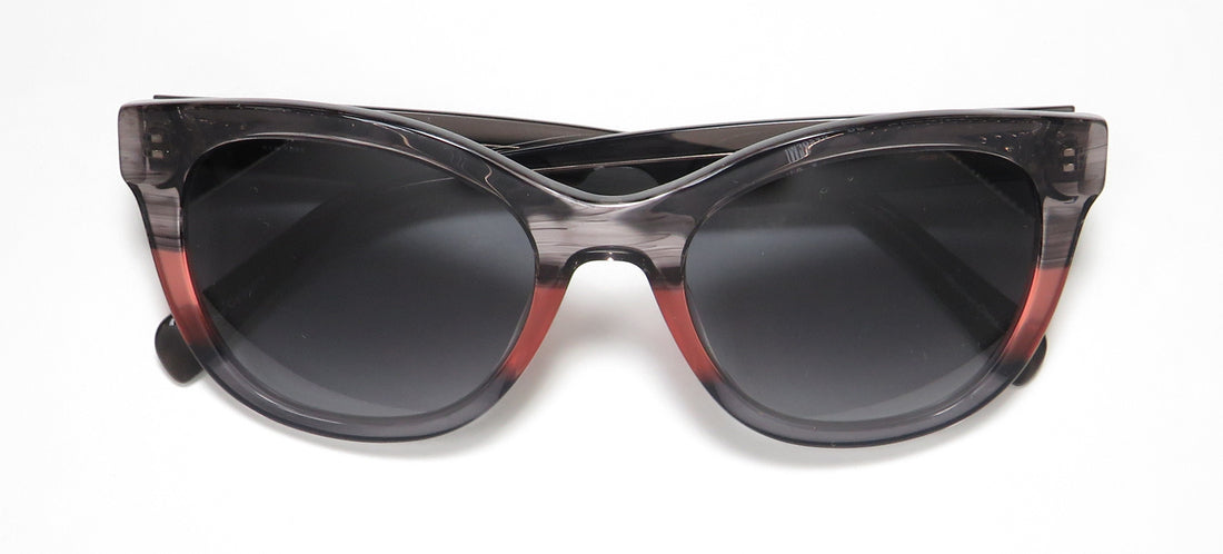 Isaac Mizrahi 30240 Sunglasses by ModaFrames