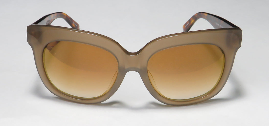 Isaac Mizrahi 30214 Sunglasses by ModaFrames