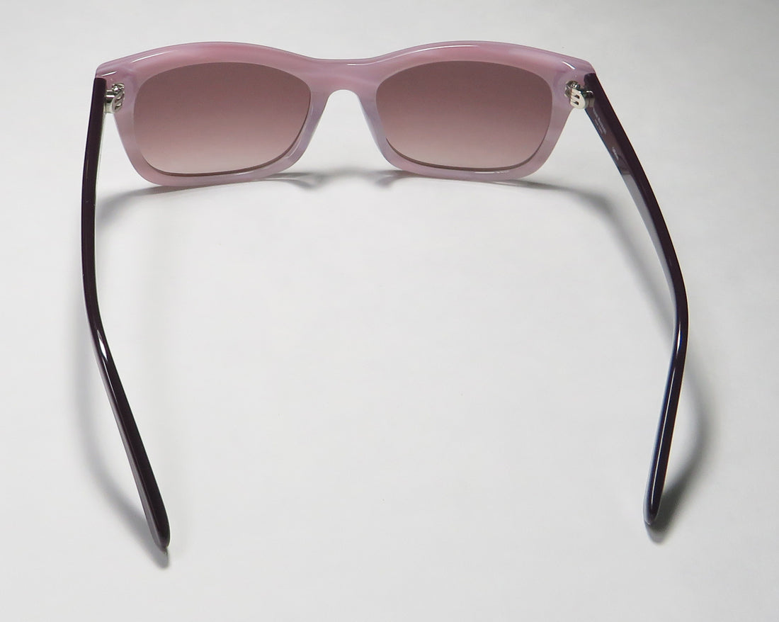 Isaac Mizrahi 30220 Sunglasses by ModaFrames