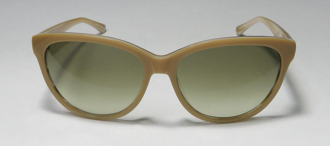 Isaac Mizrahi 30201 Sunglasses by ModaFrames