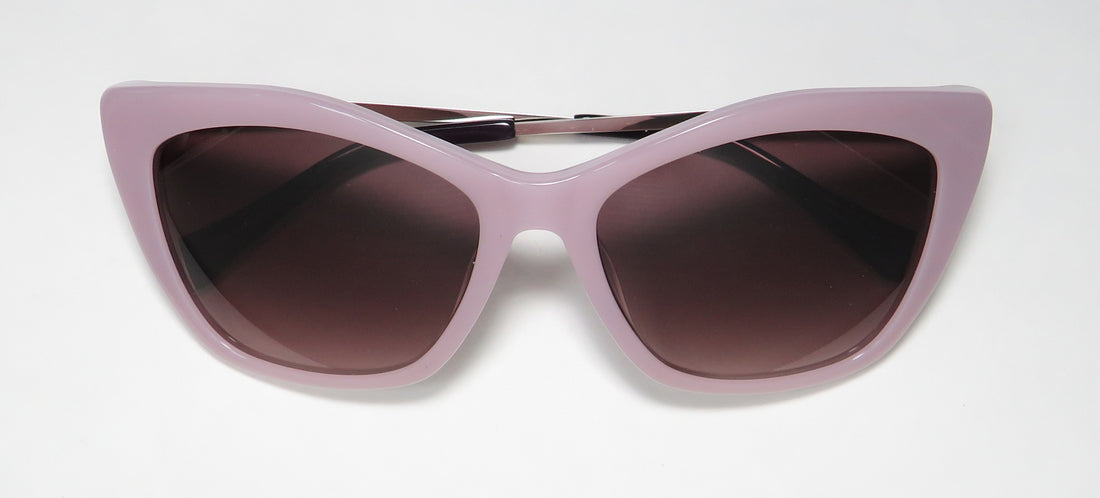 Isaac Mizrahi 30230 Sunglasses by ModaFrames