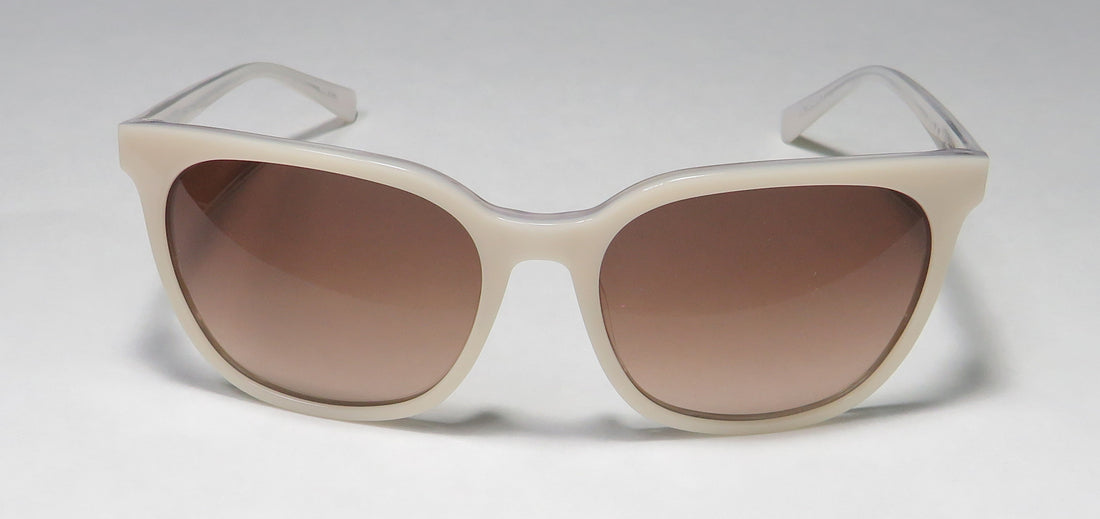 Isaac Mizrahi 30207 Sunglasses by ModaFrames