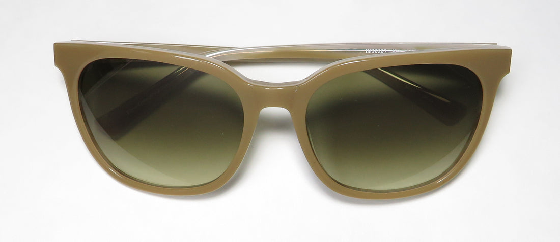 Isaac Mizrahi 30207 Sunglasses by ModaFrames