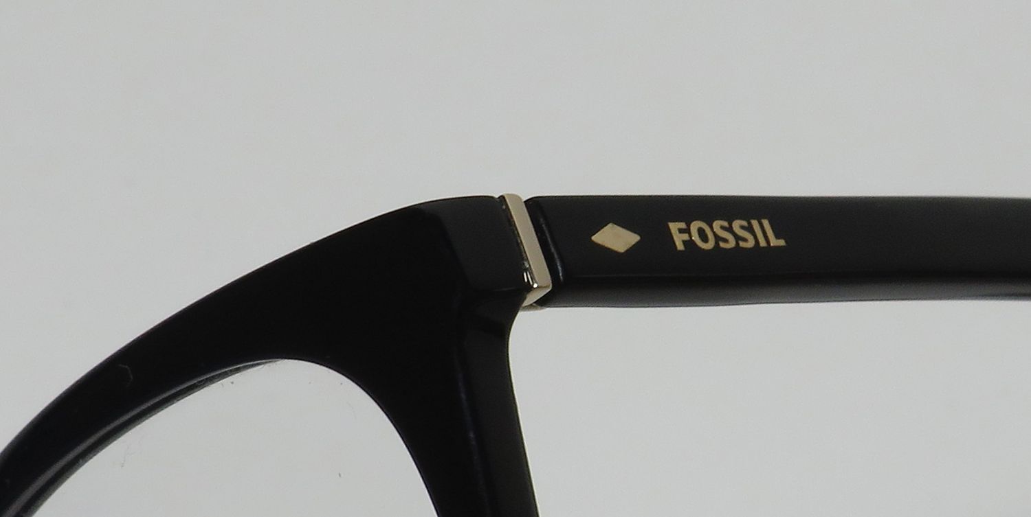 Fossil 7051 Eyeglasses by ModaFrames