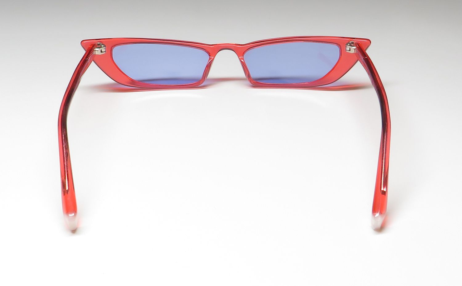 Kendall + Kylie Kk5021 Vivian Sunglasses by ModaFrames