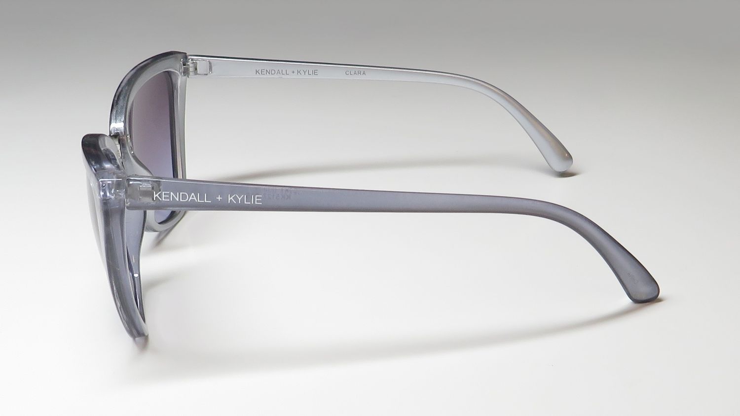 Kendall + Kylie Kk5127 Clara Sunglasses by ModaFrames