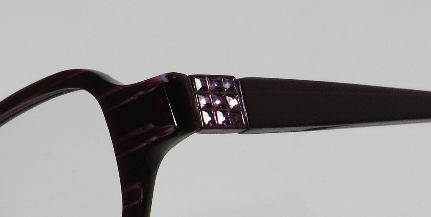 Vera Wang V147 Eyeglasses by ModaFrames