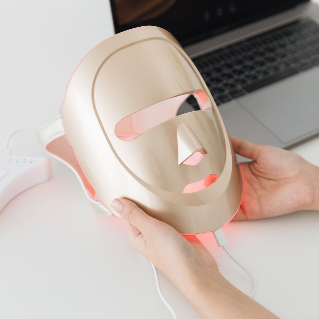 Eco Face Platinum LED Mask (Gold) by ECO FACE PLATINUM
