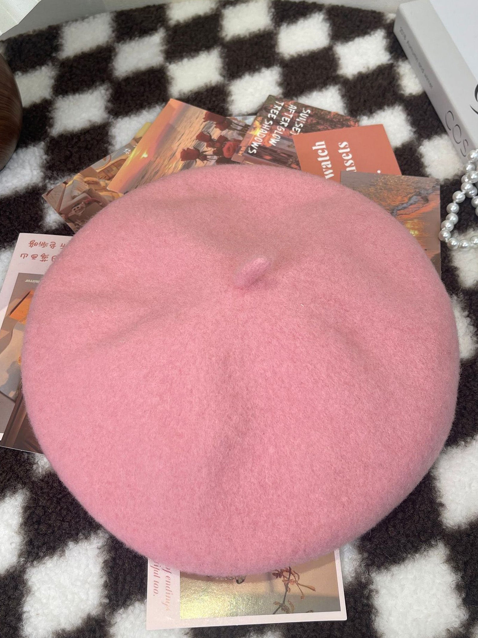 100% Wool Retro Hand-Knit Beret by LINTICO