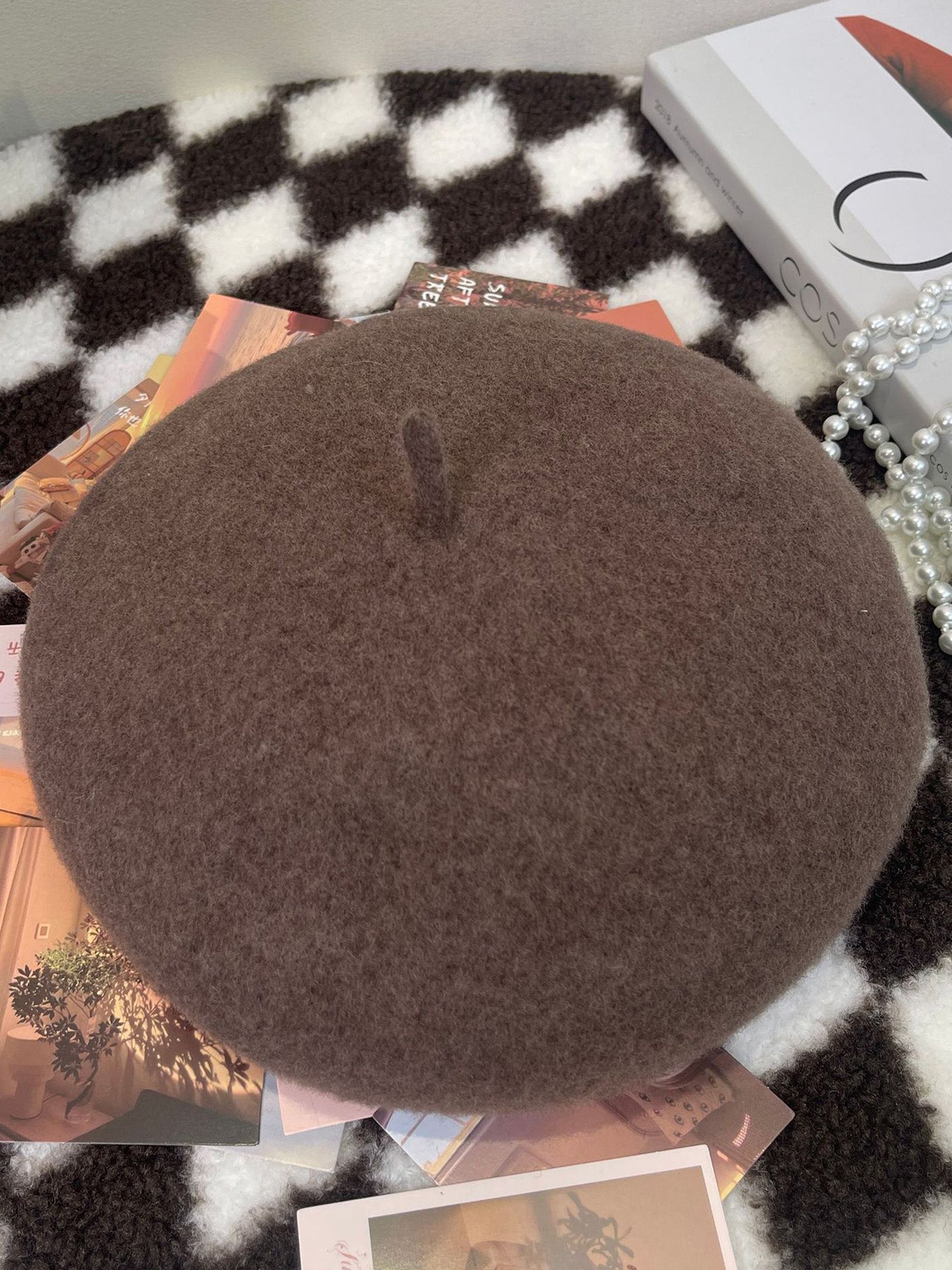 100% Wool Retro Hand-Knit Beret by LINTICO