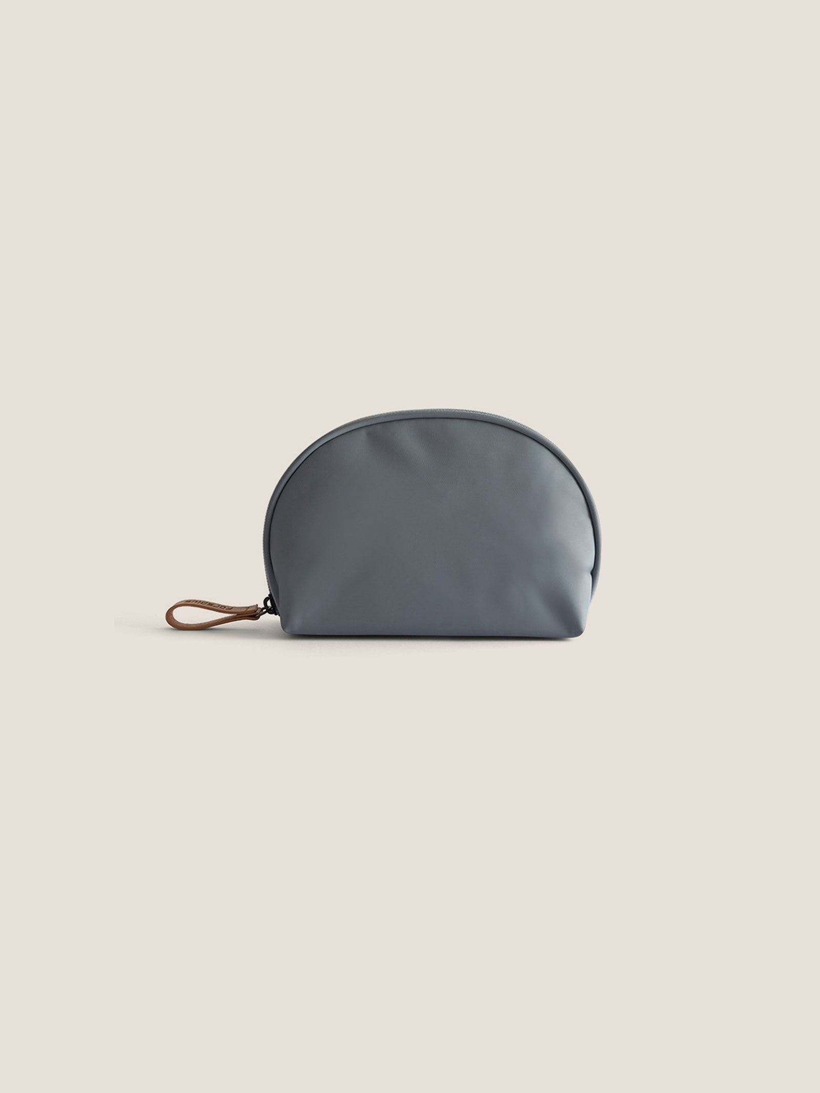 Nylon Shell-Shaped Cosmetic Storage Bag by LINTICO
