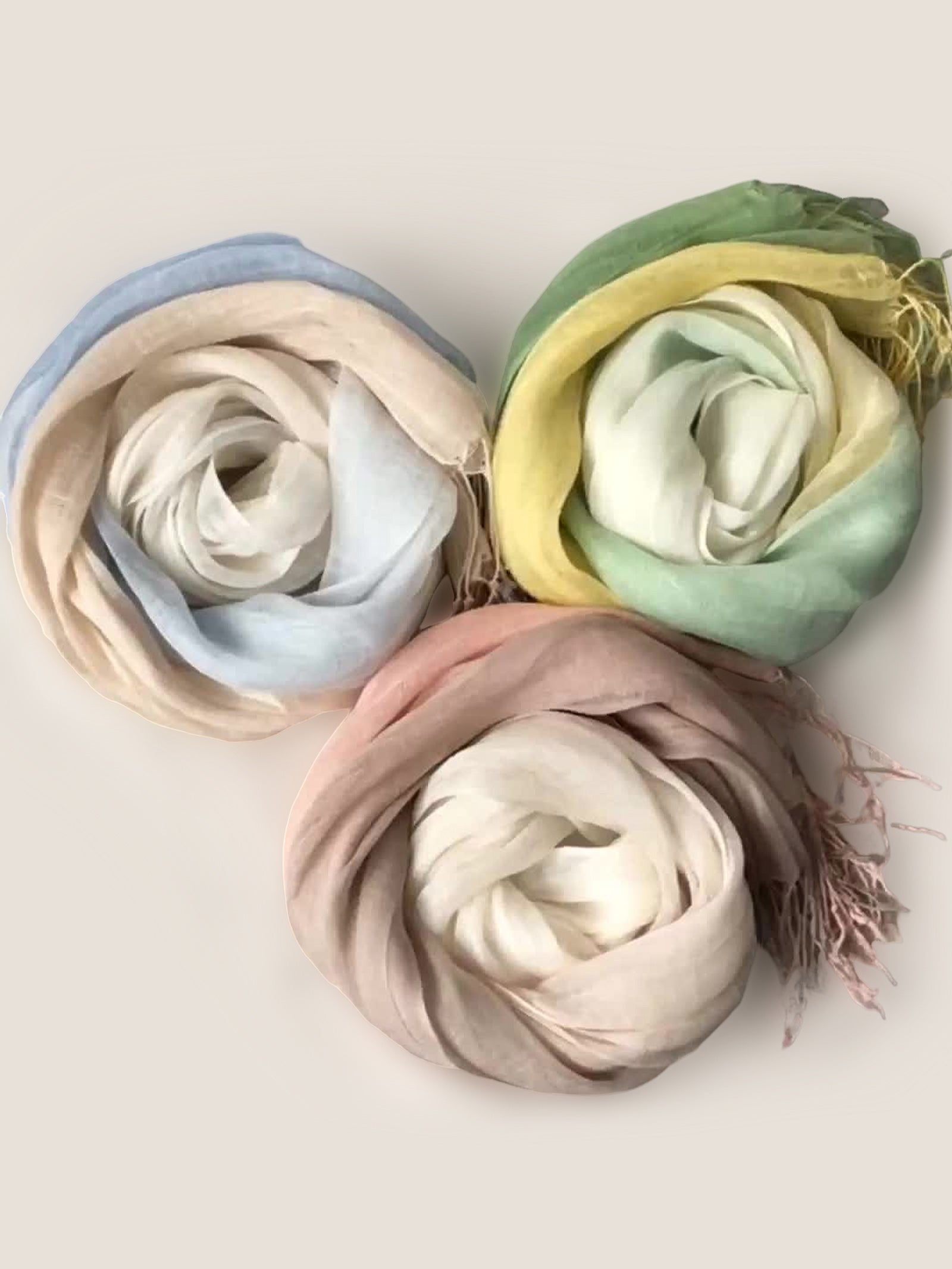 100% Linen Gradient Fringed Light Scarf by LINTICO