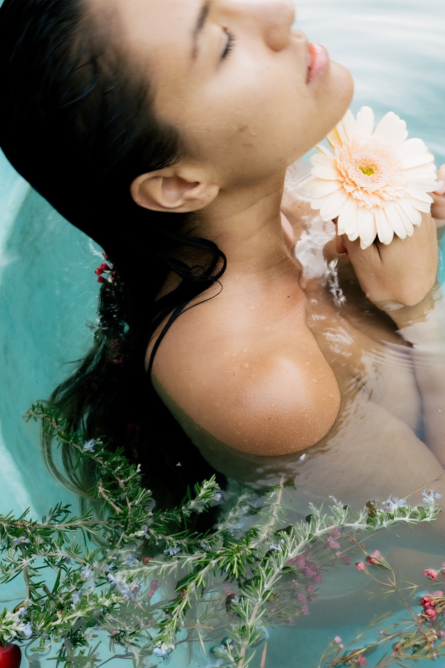 Cooling Bath Soak by Surya
