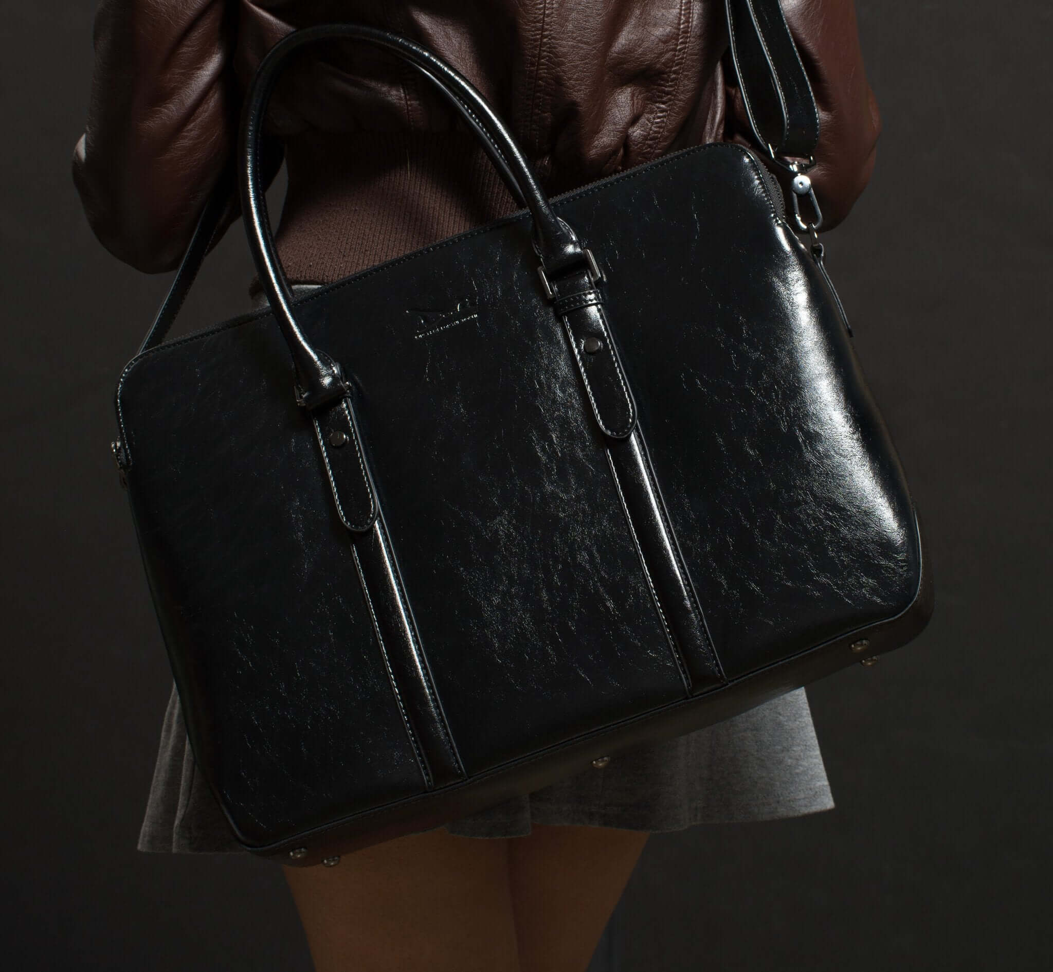 Large Classic Women&