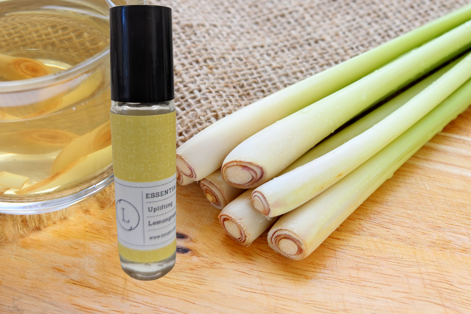Essential Oils Roll-On with Crystals - set of 5 by Lizush