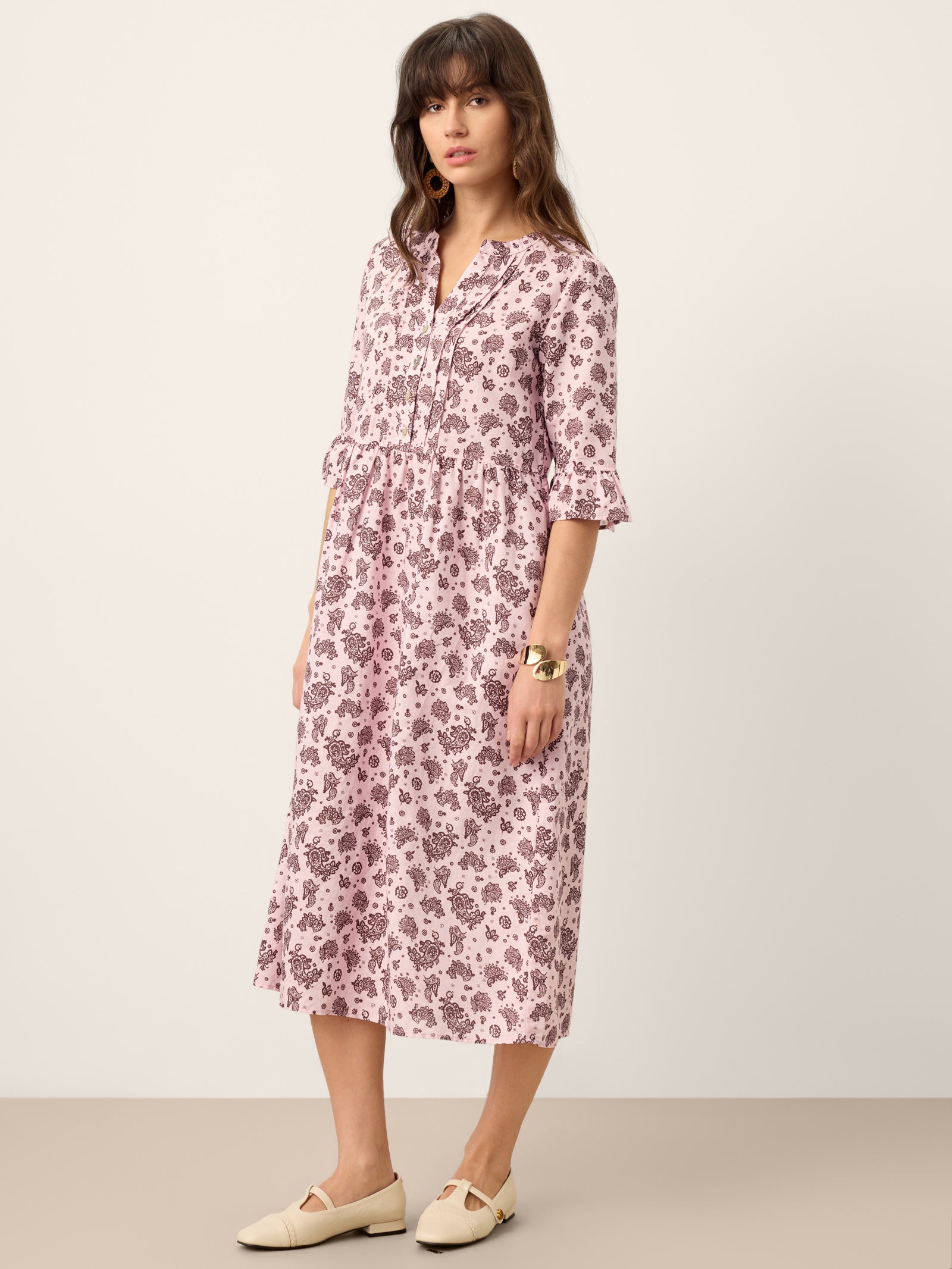 Linen Paisley Pintucked Ruffle-Cuff Midi Dress MAELYN by LINTICO