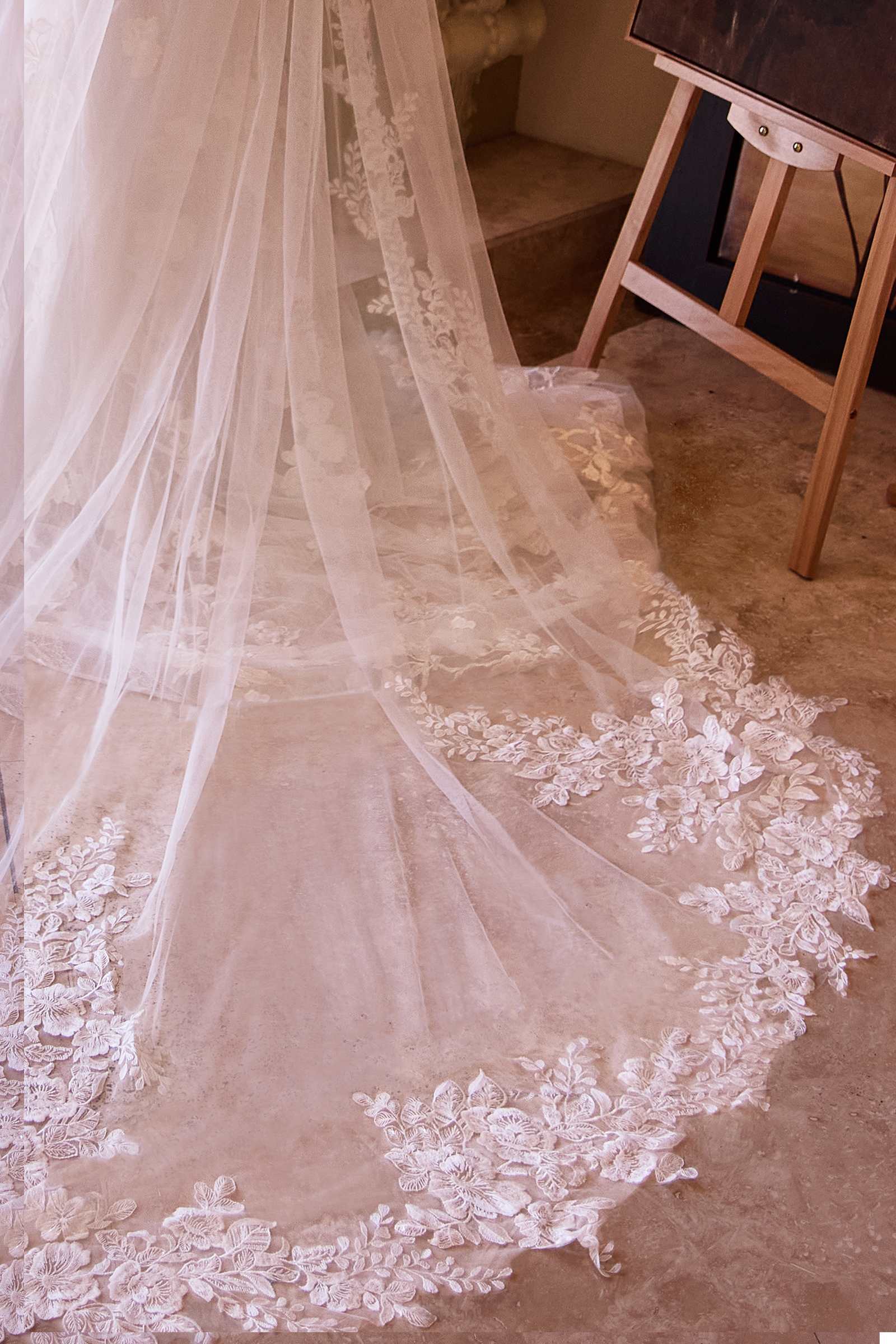 Floral Scalloped Lace Royal Veil by DiscountDressShop