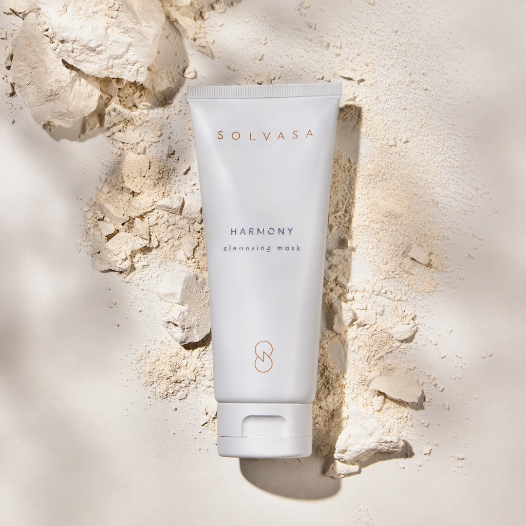 Golden Harmony Cleansing Mask by Solvasa
