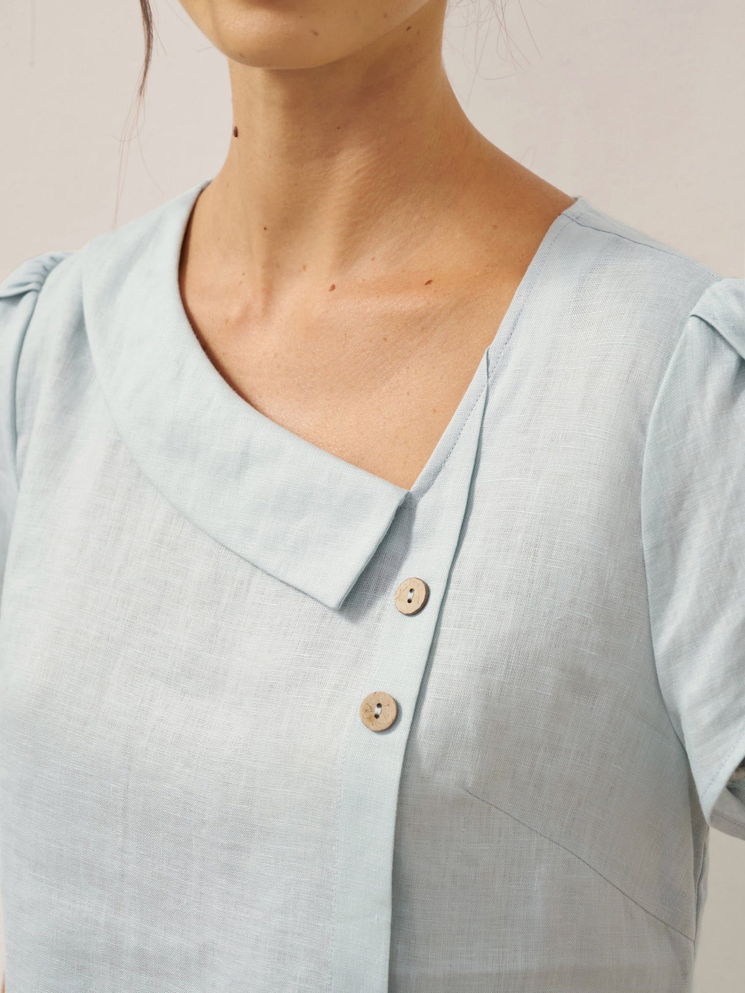 100% Linen Crescent Collar Flutter Sleeve Top FARA by LINTICO