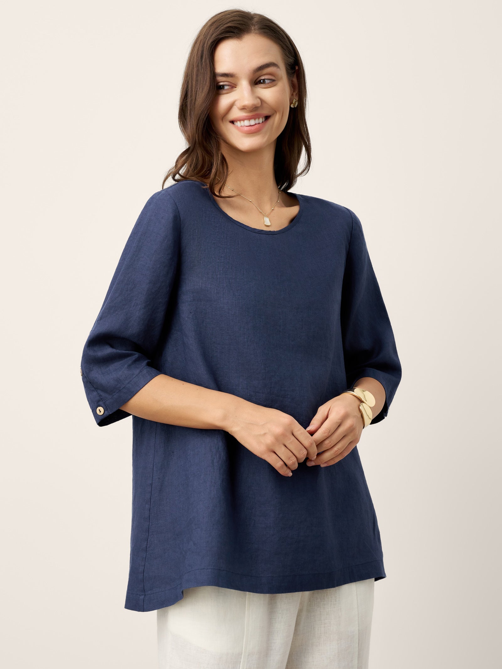 100% Linen Relaxed Back Button Top with Tab Sleeves SYLVANA by LINTICO