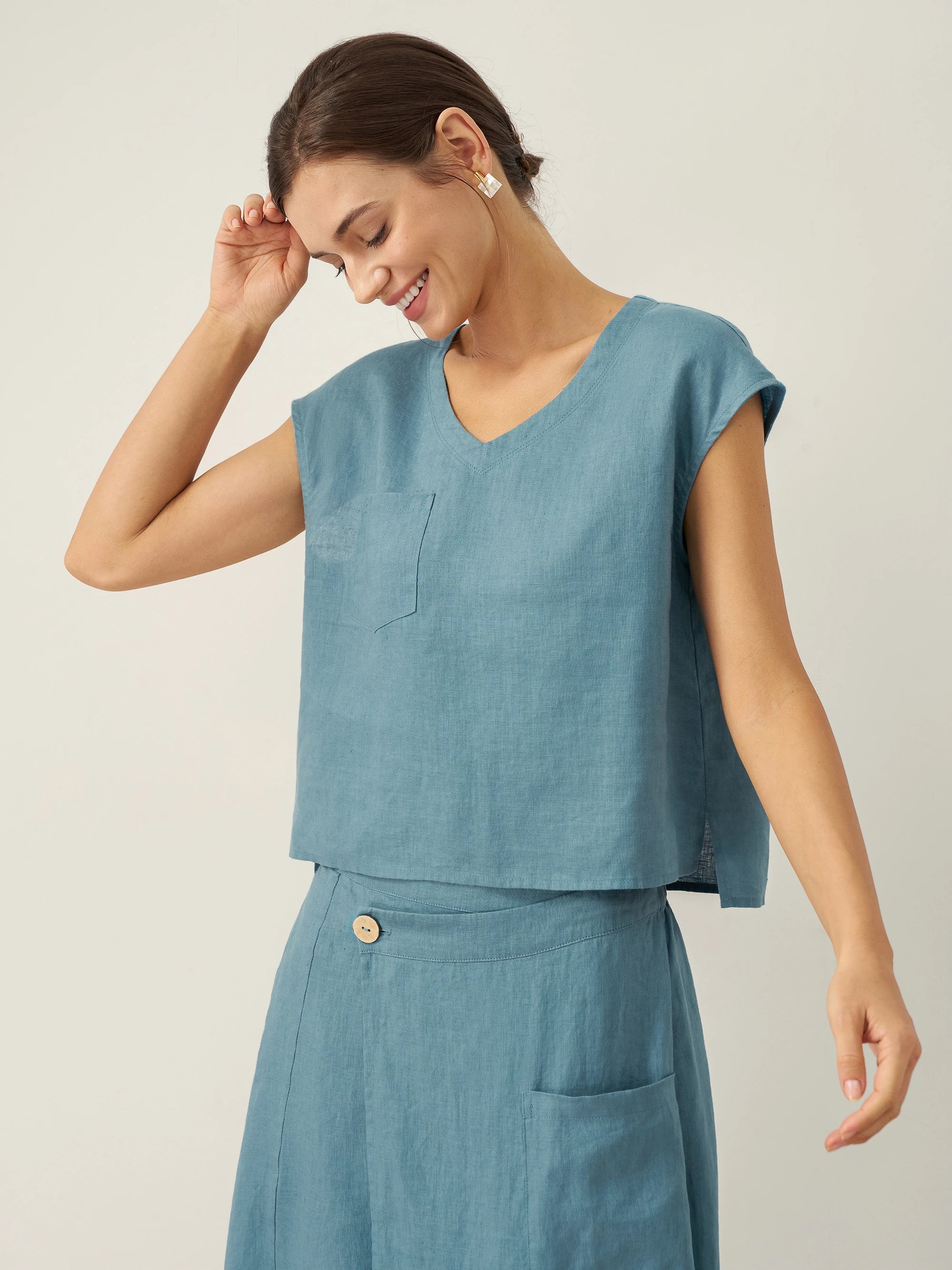 100% Linen V-Neck Cap Sleeve Crop Top FRESSA by LINTICO