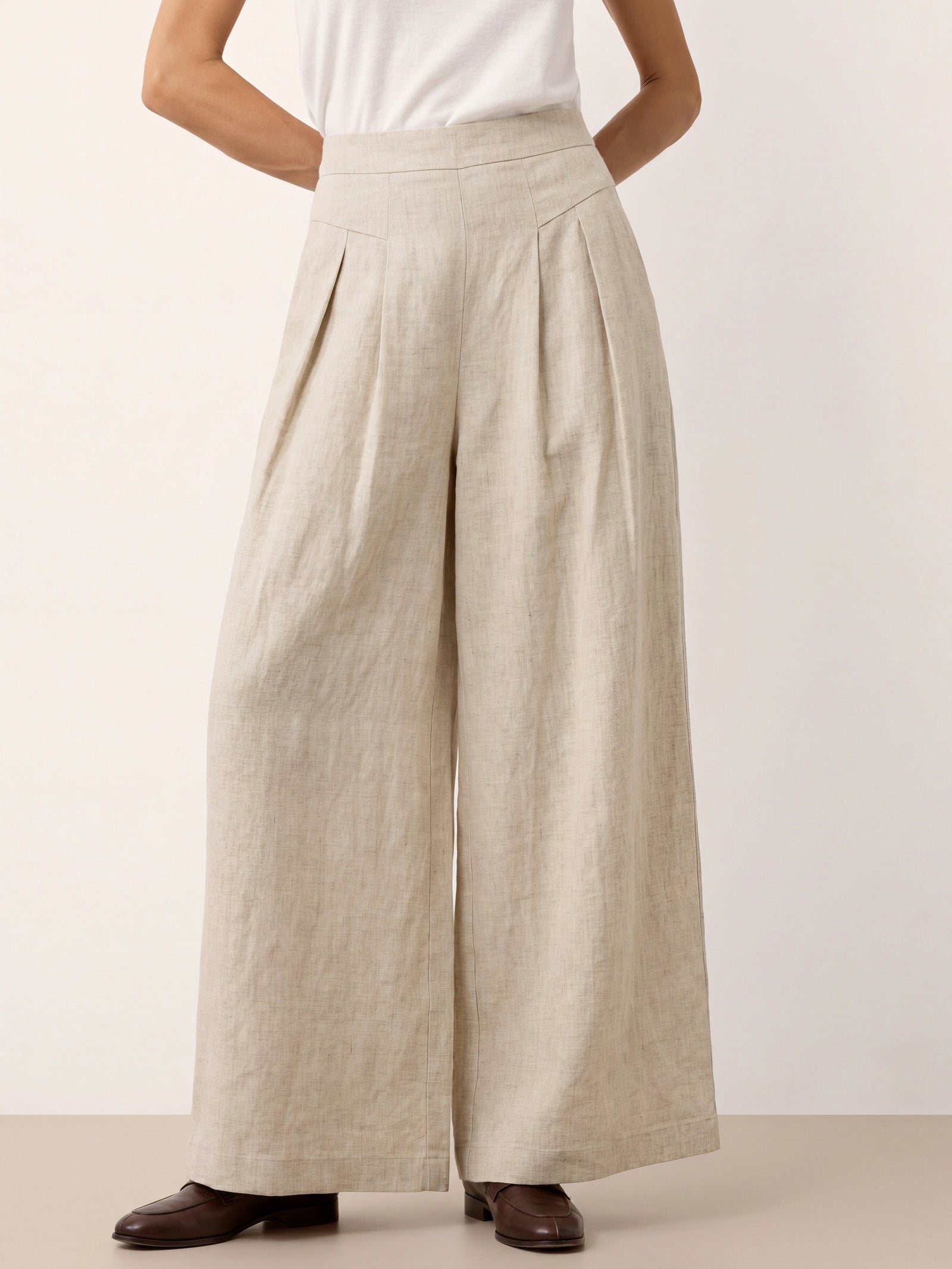 100% Linen Pleated Waist Wide Leg Pants LOUISA by LINTICO