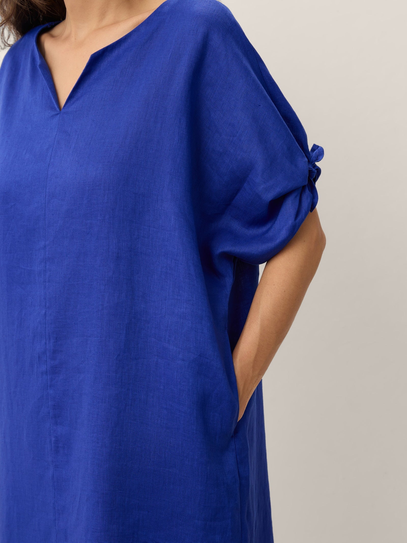 100% Linen Bow-Tie Cuff Split-Hem Midi Dress JESSAMINE by LINTICO
