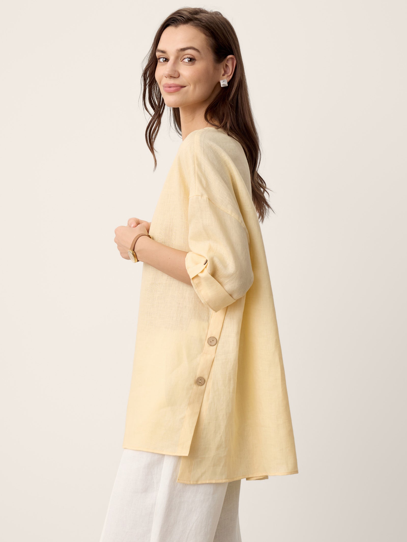 100% Linen Curved-Hem Oversized Top DAPHNEA by LINTICO