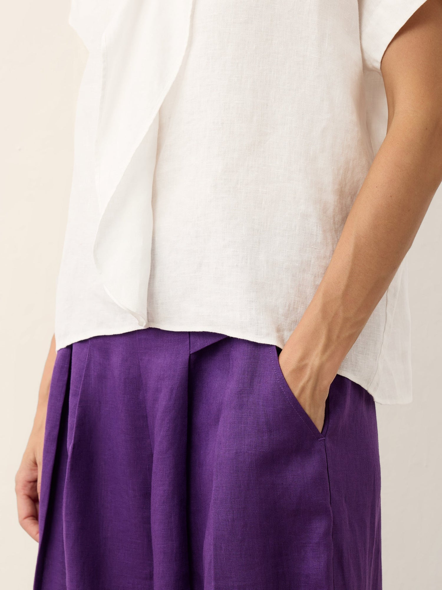 100% Linen Double Ruffle Soft Collar Top VERONICA by LINTICO