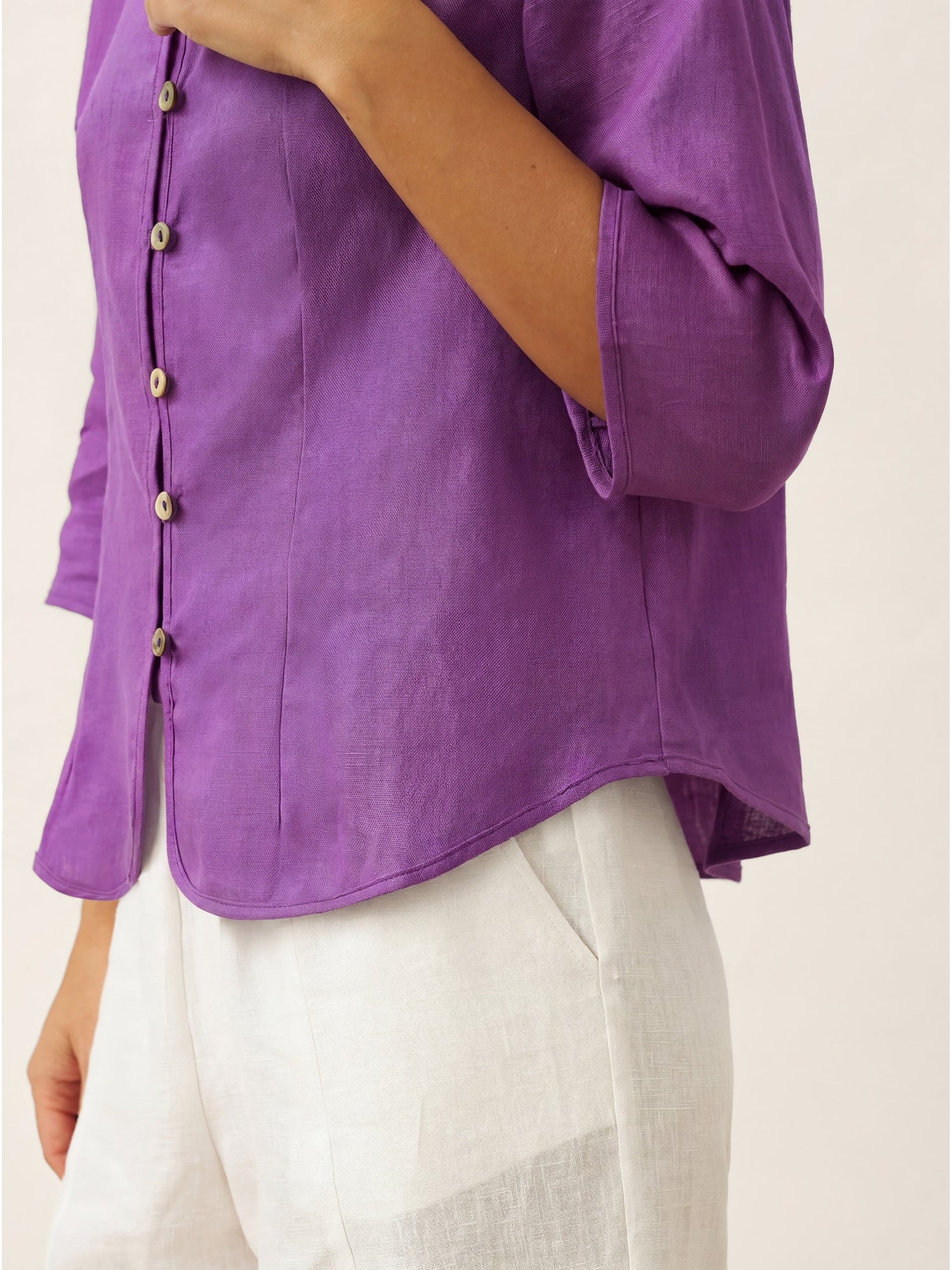 100% Linen Hand Button Fitted Jacket AMELIA by LINTICO