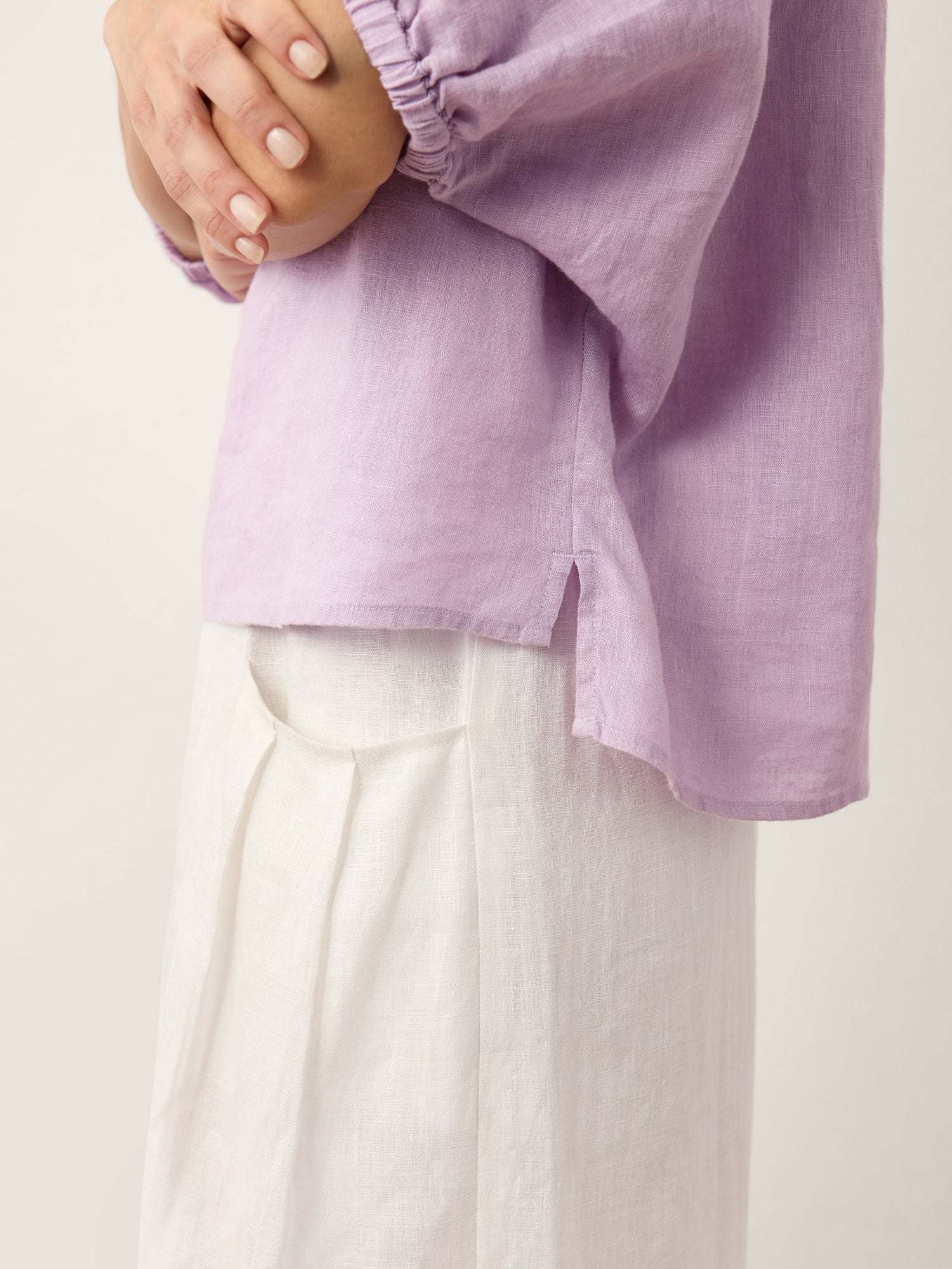 100% Linen Lace Inset Sculpted Cuff Top QUILLA by LINTICO