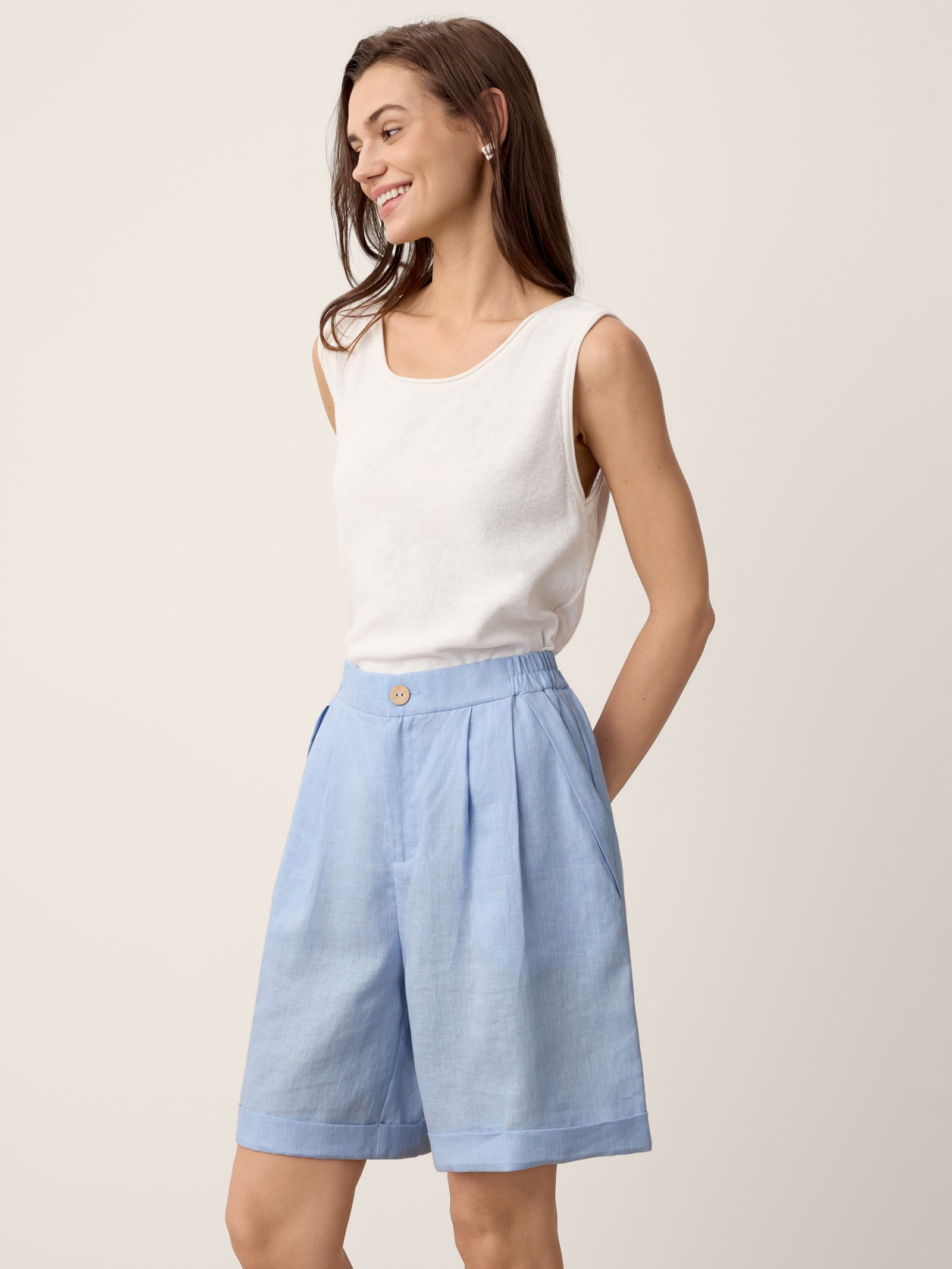 100% Linen Pleated Cuffed Shorts IRISSA by LINTICO