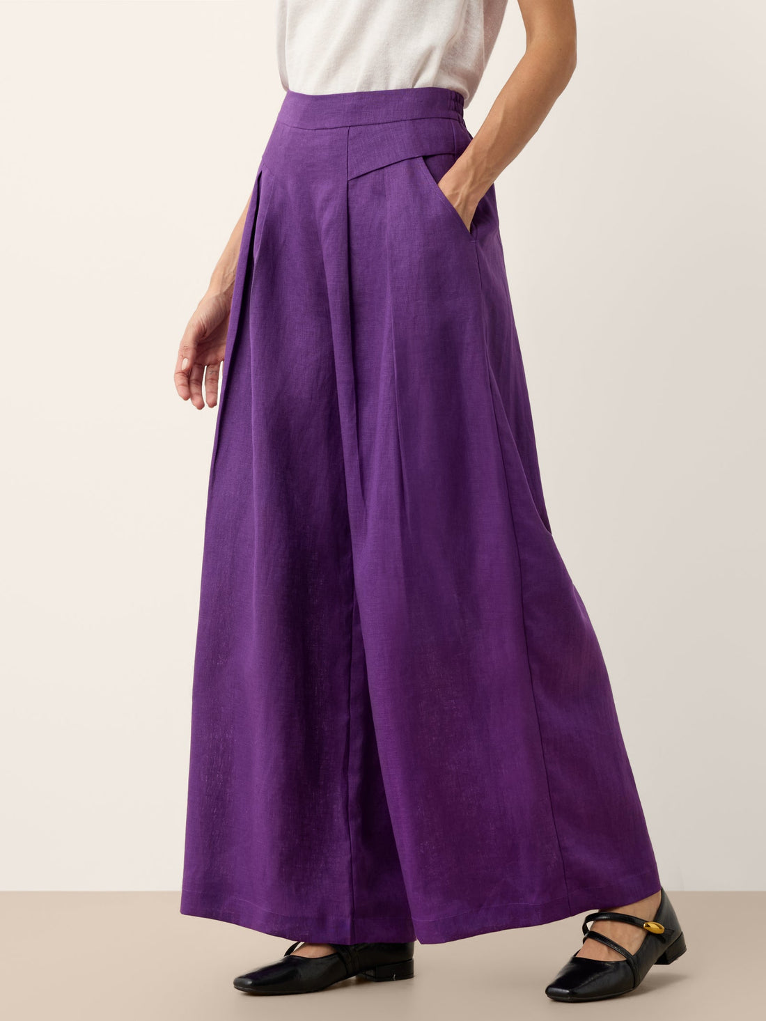 100% Linen Pleated Waist Wide Leg Pants LOUISA by LINTICO