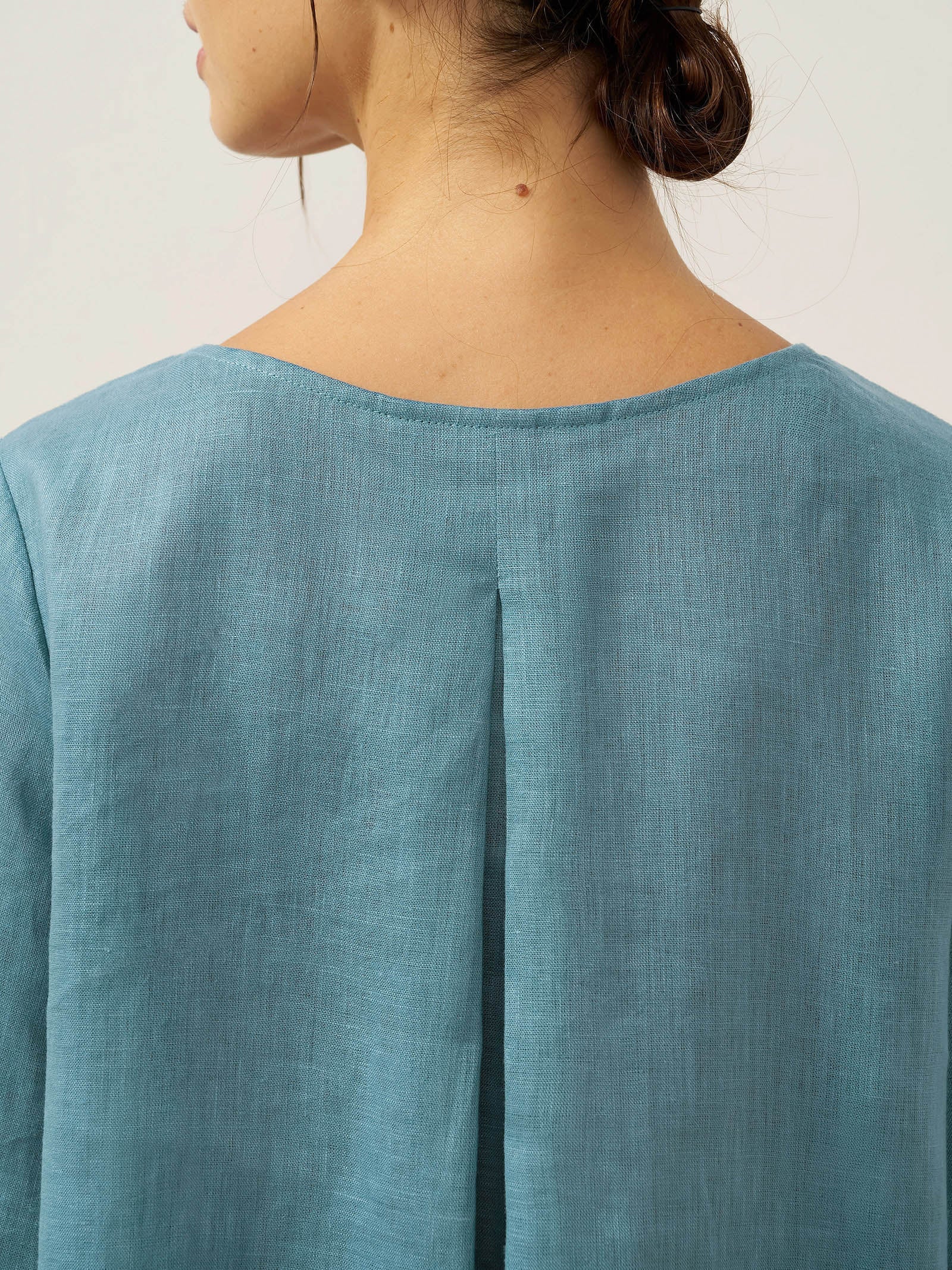 100% Linen Round Neck Asymmetrical Hem Top BRIANNA by LINTICO