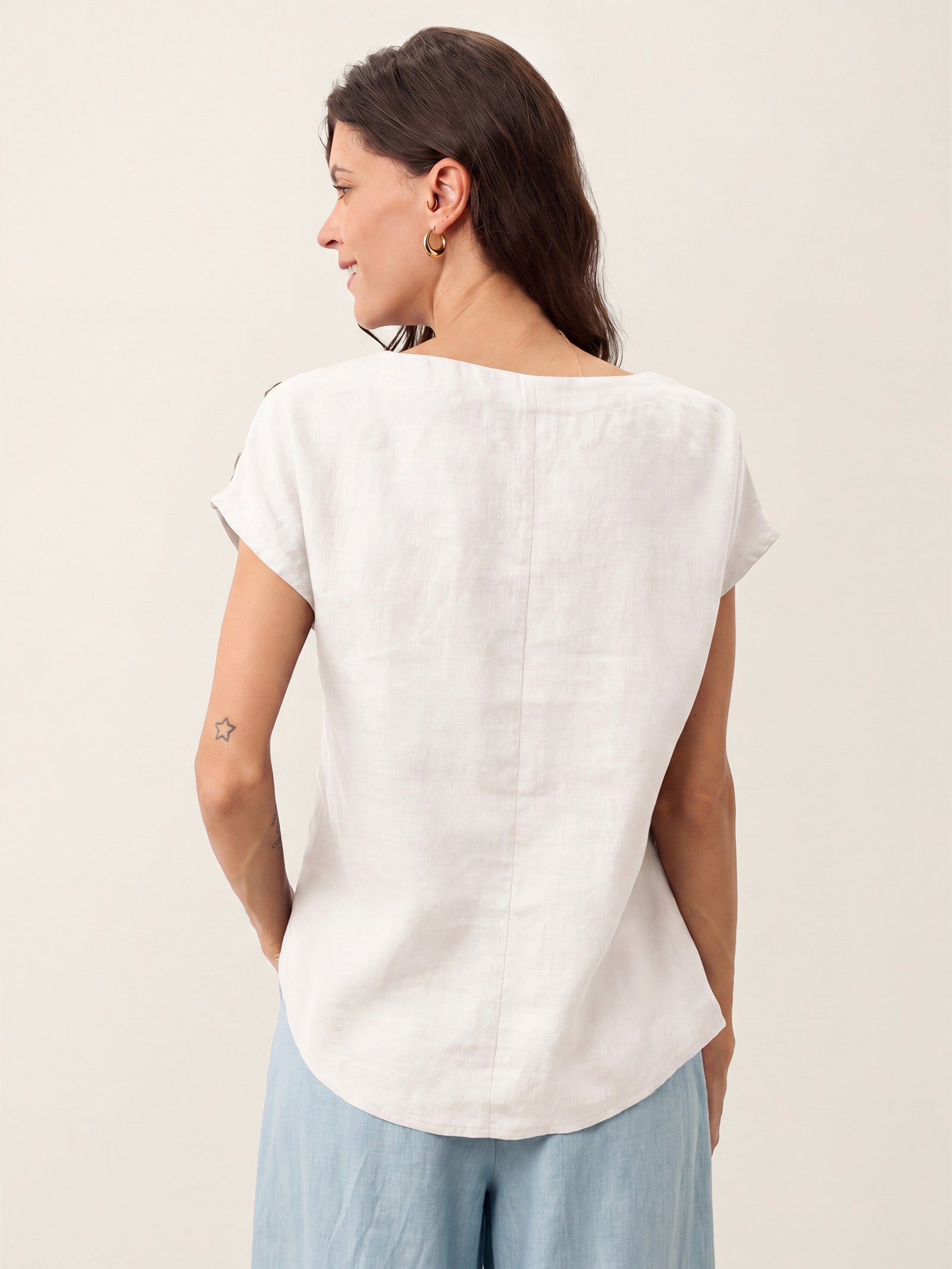 100% Linen Round Neck Button Detail Top ISABELLE by LINTICO