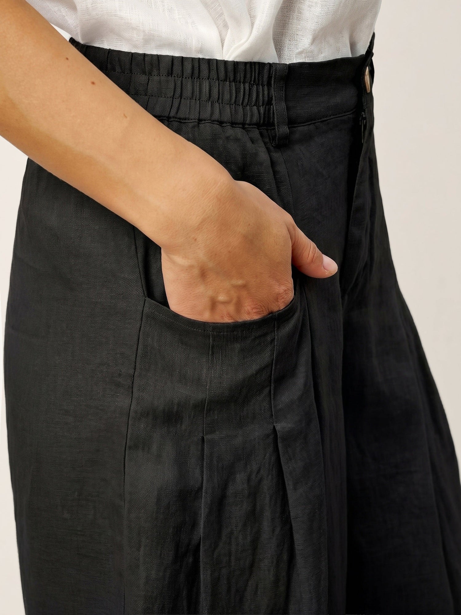 100% Linen Sculpted Pleat Elasticated Back Relaxed Pants VERIDIANA by LINTICO