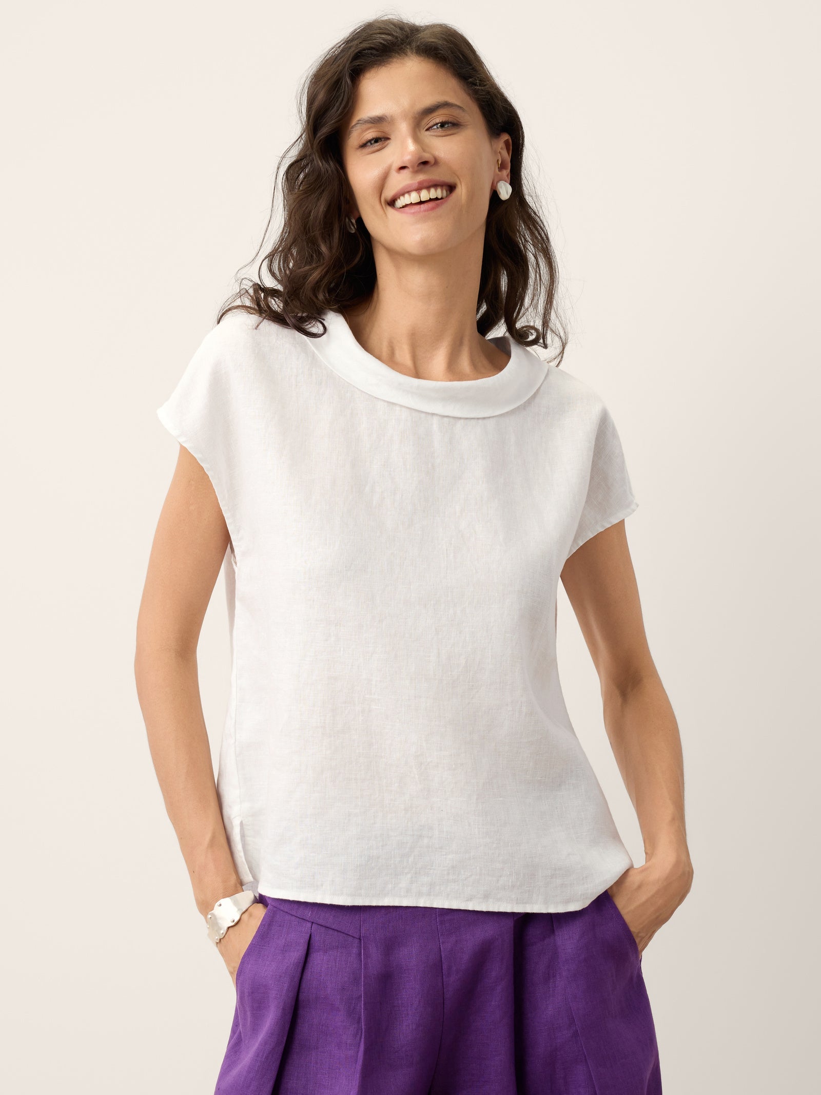 100% Linen Soft-Fold Collar Shell Button Top SABINE by LINTICO
