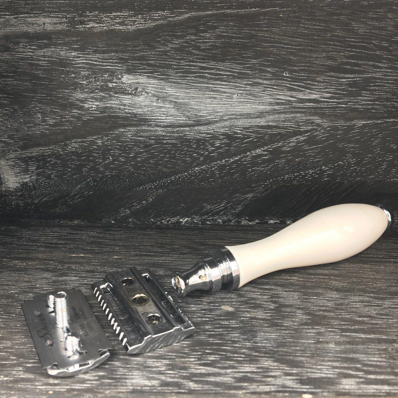 Parker 111W White Resin Handle Safety Razor by Pasteur Pharmacy